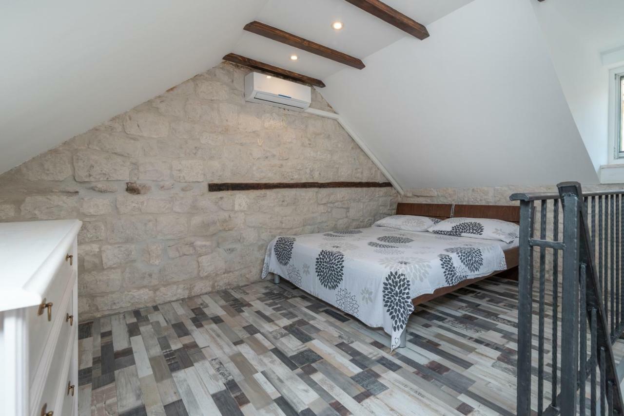 Apartman Škuribanda Daire Trogir Dış mekan fotoğraf